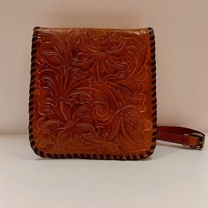 New Patricia Nash Granada tooled leather crossbody bag.  Bundle and save!